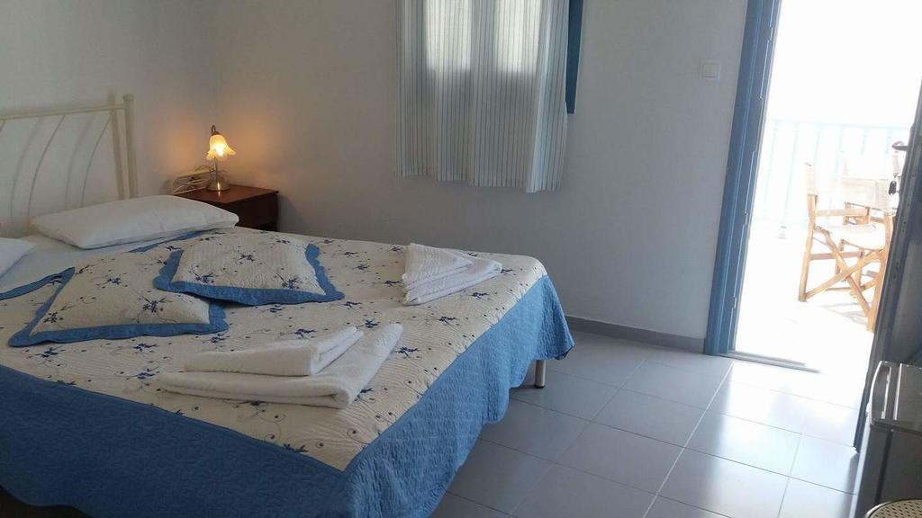 Artemis Rooms Folégandros Exterior foto